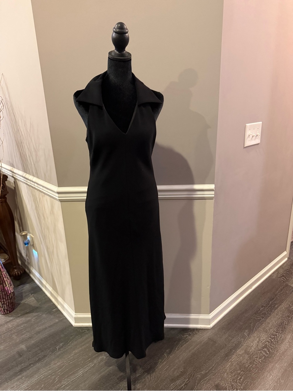 Jones New York Black Maxi Dress Size 12 Sleeveless Collared V-Neck